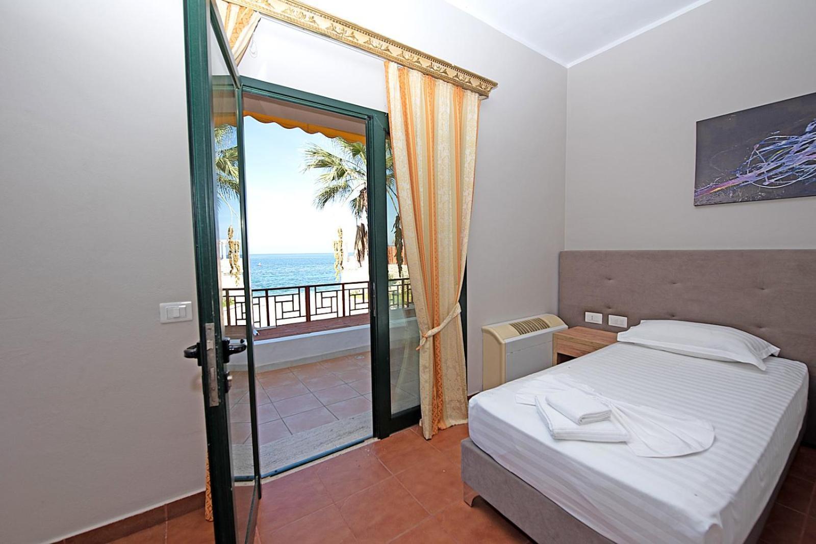Hotell Palmanova Mardok 3*